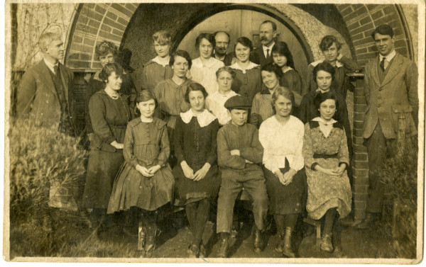 875.9.1976.5 image 875.9.1976.5